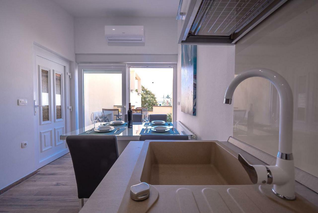 Apartments Dijana Zadar Exterior foto